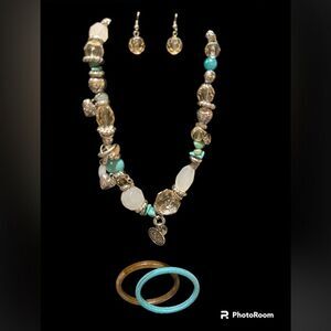 Turquoise and white necklace bracelet & earring set